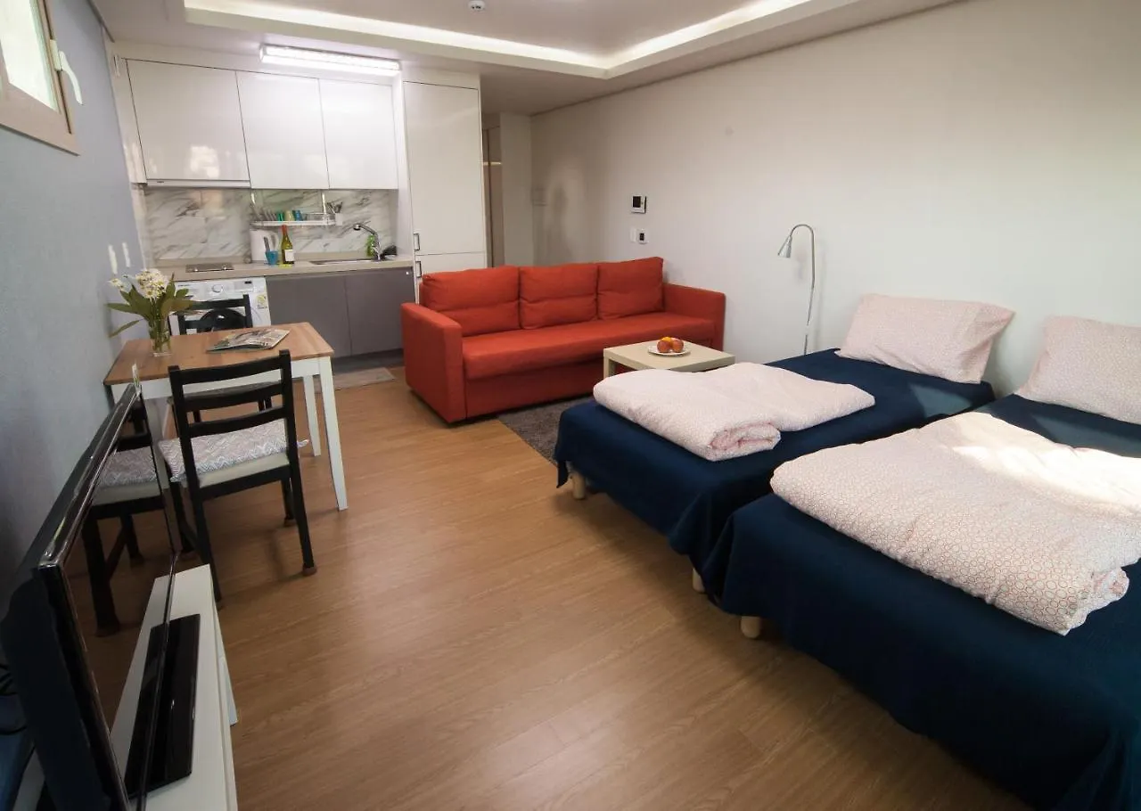 Guest house Ara Stay Jeju