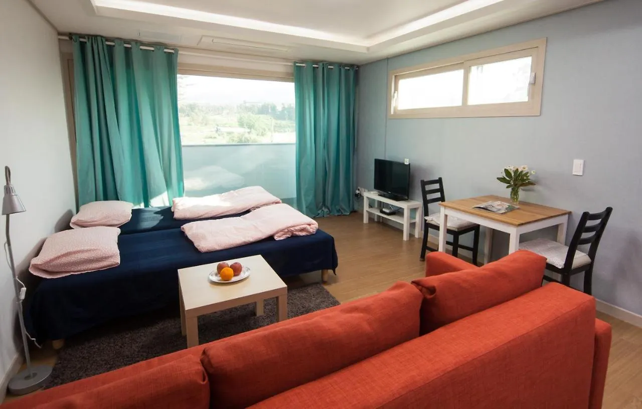 Ara Stay Jeju Guest house